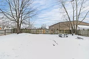 308 S 8th St, Dekalb, IL 60115 - Photo 25