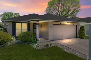 1041 Fulton Dr, Streamwood, IL 60107 - Photo 39
