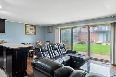 11 Cour Caravelle #11, Palos Hills, IL 60465 - Photo 5