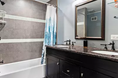 11 Cour Caravelle #11, Palos Hills, IL 60465 - Photo 21