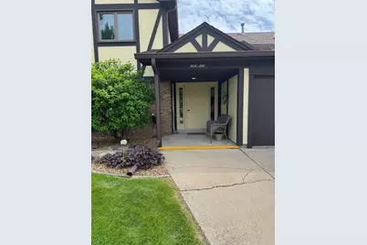 307 Carol Court #D1, Pontiac, IL 61764 - Photo 1