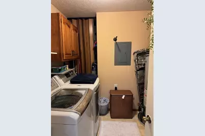 307 Carol Court #D1, Pontiac, IL 61764 - Photo 37