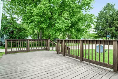 209 S Division Street, Stanford, IL 61774 - Photo 3
