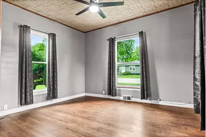 209 S Division Street, Stanford, IL 61774 - Photo 9