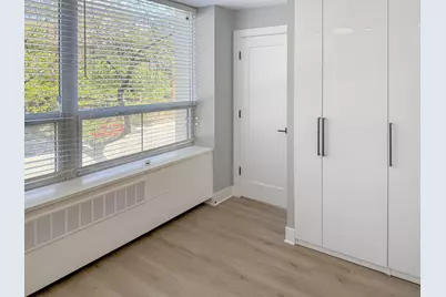 1355 N Sandburg Terrace #206D, Chicago, IL 60610 - Photo 17