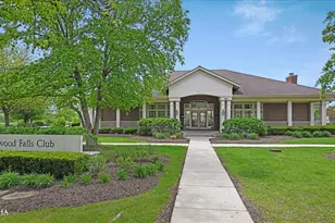1886 N Wentworth Circle N, Romeoville, IL 60446 - Photo 33