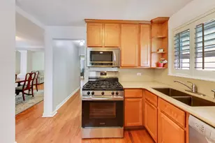 9925 S Maplewood Ave, Chicago, IL 60655 - Photo 11