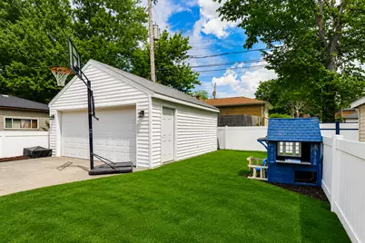 9925 S Maplewood Avenue, Chicago, IL 60655 - Photo 37