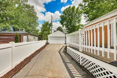9925 S Maplewood Avenue, Chicago, IL 60655 - Photo 35