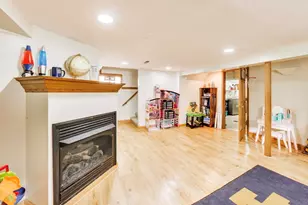 9925 S Maplewood Ave, Chicago, IL 60655 - Photo 29