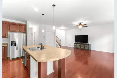 2715 Blakely Lane, Naperville, IL 60540 - Photo 7