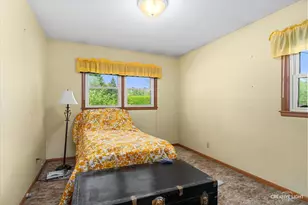 6S437 Hankes Rd, Aurora, IL 60506 - Photo 13