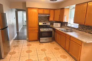 5658 S Kolin Ave, Chicago, IL 60629 - Photo 7
