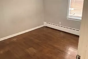 5658 S Kolin Ave, Chicago, IL 60629 - Photo 9