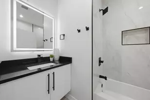 1355 N Western Ave, Chicago, IL 60622 - Photo 15