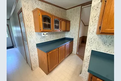 2136 Hillview Drive, Princeton, IL 61356 - Photo 13