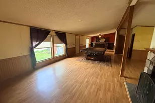 2136 Hillview Dr, Princeton, IL 61356 - Photo 3