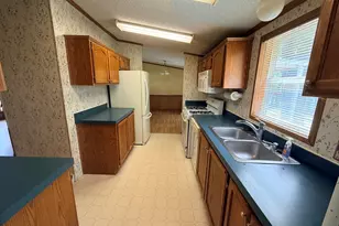 2136 Hillview Dr, Princeton, IL 61356 - Photo 11
