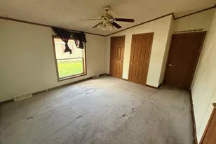 2136 Hillview Dr, Princeton, IL 61356 - Photo 5
