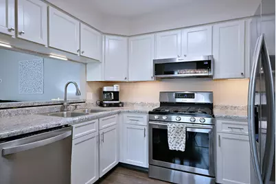 1475 Garnet Circle, Hoffman Estates, IL 60192 - Photo 13