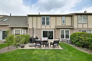 1475 Garnet Cir, Hoffman Estates, IL 60192 - Photo 27