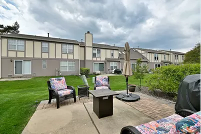 1475 Garnet Circle, Hoffman Estates, IL 60192 - Photo 25
