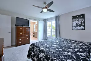 1475 Garnet Cir, Hoffman Estates, IL 60192 - Photo 17