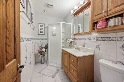329 E Myrick Avenue, Addison, IL 60101 - Photo 15