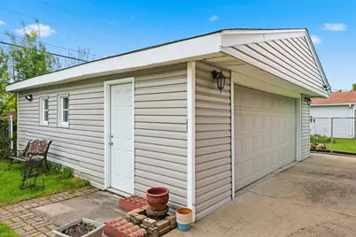 329 E Myrick Avenue, Addison, IL 60101 - Photo 27