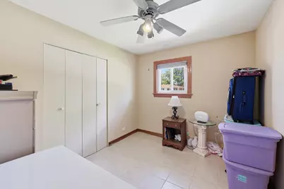 329 E Myrick Avenue, Addison, IL 60101 - Photo 17