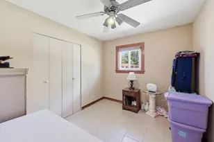 329 E Myrick Ave, Addison, IL 60101 - Photo 17