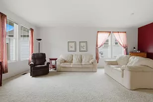 12992 Applewood Dr, Huntley, IL 60142 - Photo 3