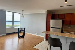 655 W Irving Park Rd, Chicago, IL 60613 - Photo 5