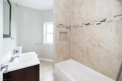 4326 S Calumet Avenue, Chicago, IL 60653 - Photo 17