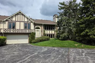 9234 Windsor Pkwy, Tinley Park, IL 60487 - Photo 1