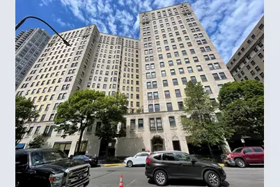 2000 N Lincoln Park West #815, Chicago, IL 60614 - Photo 1