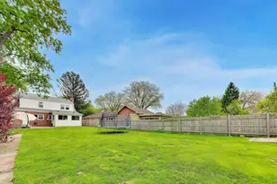 804 Community Dr, La Grange Park, IL 60526 - Photo 27