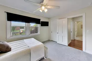 804 Community Dr, La Grange Park, IL 60526 - Photo 17