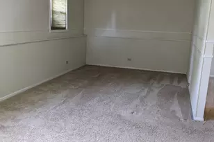 508 Bristol Ln, Schaumburg, IL 60194 - Photo 15