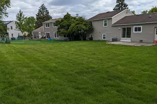 508 Bristol Ln, Schaumburg, IL 60194 - Photo 21