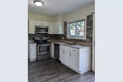 508 Bristol Lane, Schaumburg, IL 60194 - Photo 5
