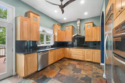 3708 N Kenneth Avenue, Chicago, IL 60641 - Photo 5