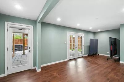 3708 N Kenneth Avenue, Chicago, IL 60641 - Photo 9