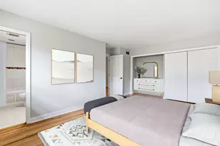 4939 Farwell Ave, Skokie, IL 60077 - Photo 7