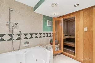 4939 Farwell Ave, Skokie, IL 60077 - Photo 13