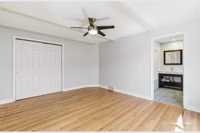 4939 Farwell Avenue, Skokie, IL 60077 - Photo 11