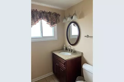 260 Brentwood Drive, Des Plaines, IL 60016 - Photo 9