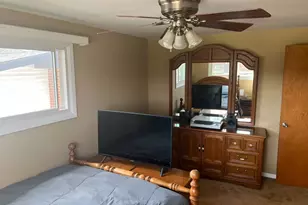 260 Brentwood Dr, Des Plaines, IL 60016 - Photo 17