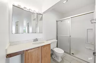 1000 Bayside Dr, Palatine, IL 60074 - Photo 9