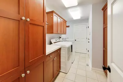 1212 W Clarendon Road, Arlington Heights, IL 60004 - Photo 21
